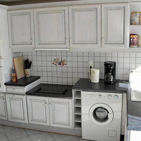 Maison Pour 4 A La Campagne Avec Piscine Commequiers 외부 사진