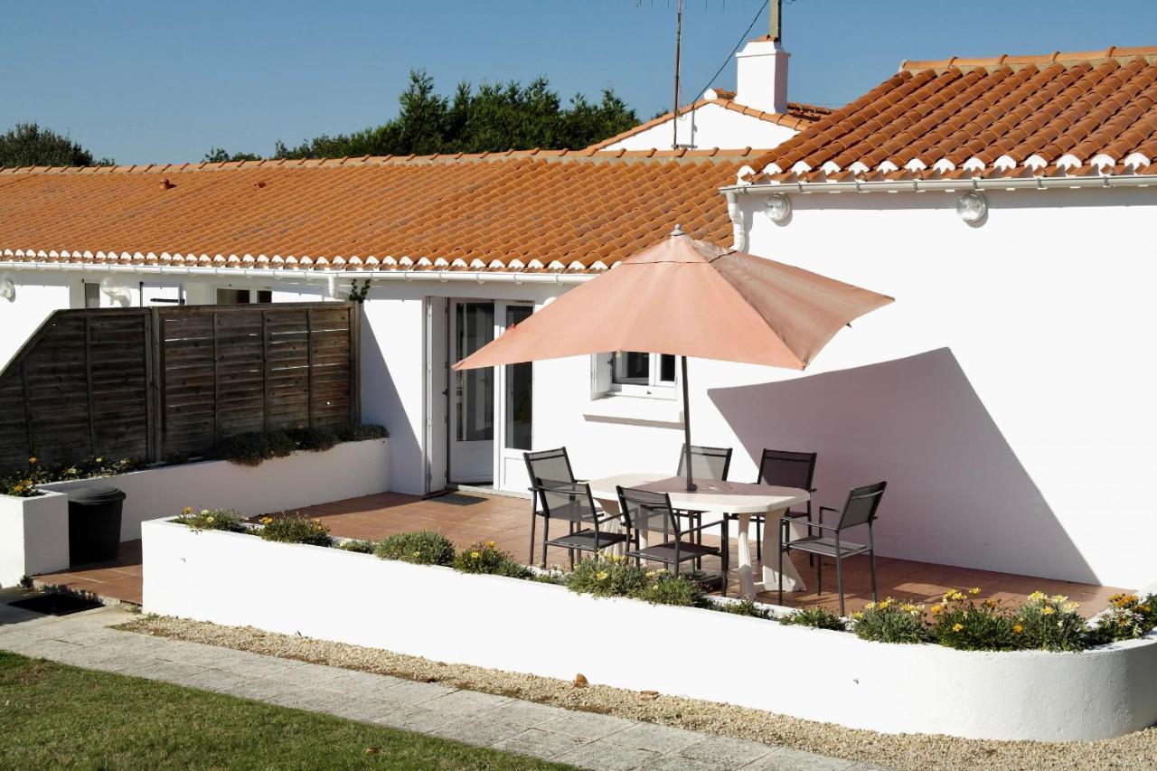 Maison Pour 4 A La Campagne Avec Piscine Commequiers 외부 사진
